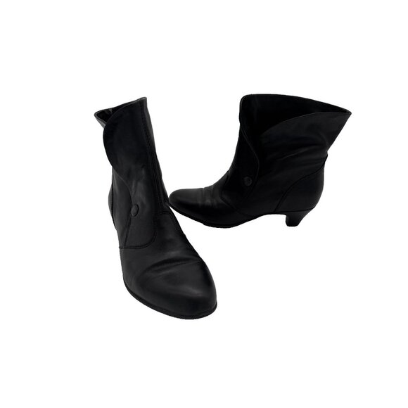 YOU by crocs black ankle boot leather size 7.5 italian made kitten heel Witch - Picture 9 of 16